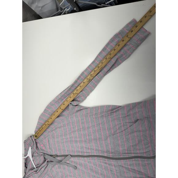 Under Armour Womens Jacket Size XL Gray Pink Strip Zip Up Hooded Semi-Fitted - Picture 9 of 11